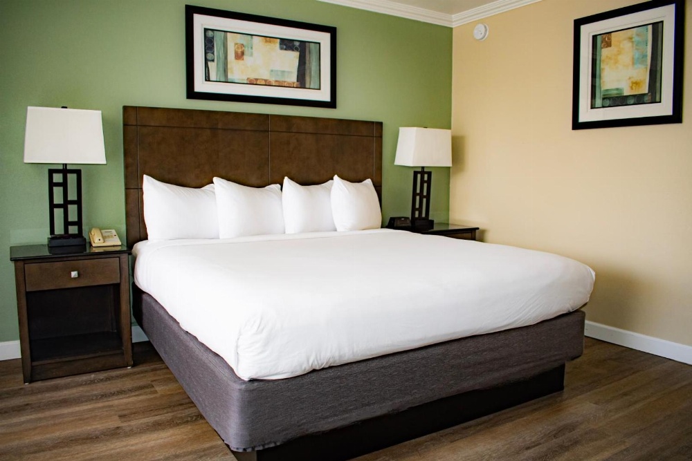 Travelodge by Wyndham Monterey Bay Main image